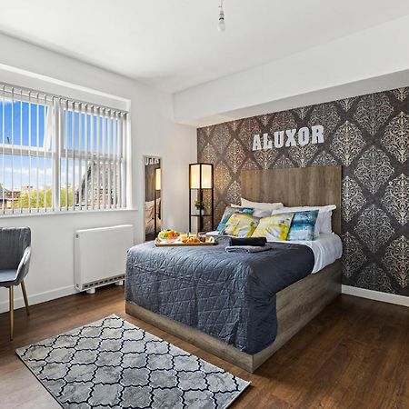 The Nines Aparthotel By Aluxor Лестер Екстер'єр фото